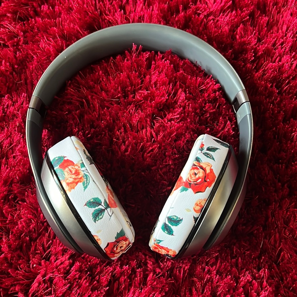 EUC Beats Studio Wireless Headphones